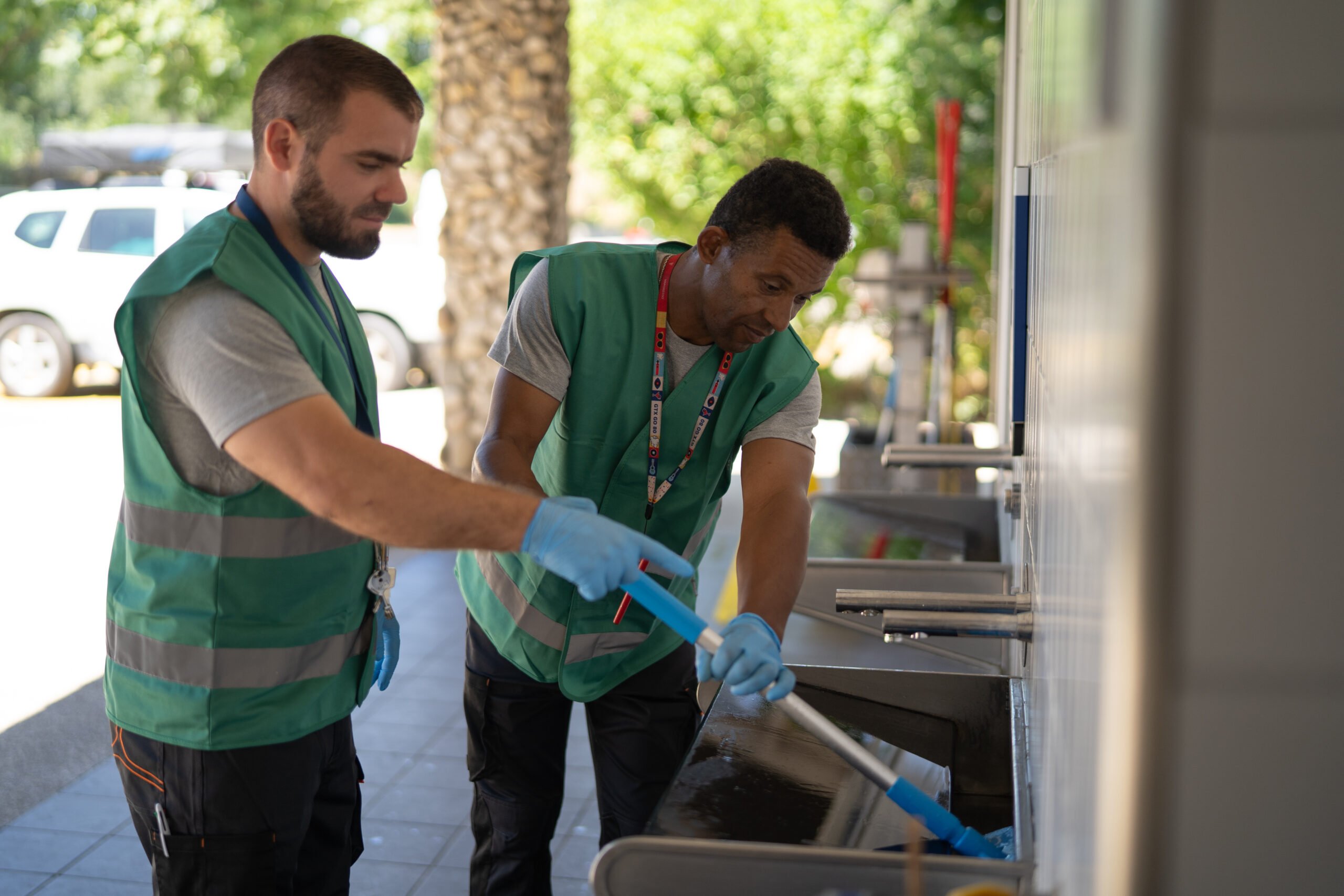 Photographe Videaste Entreprise Corporate - Inva Service - Entretien aire d'autoroute VINCI- Kevin Karoyan